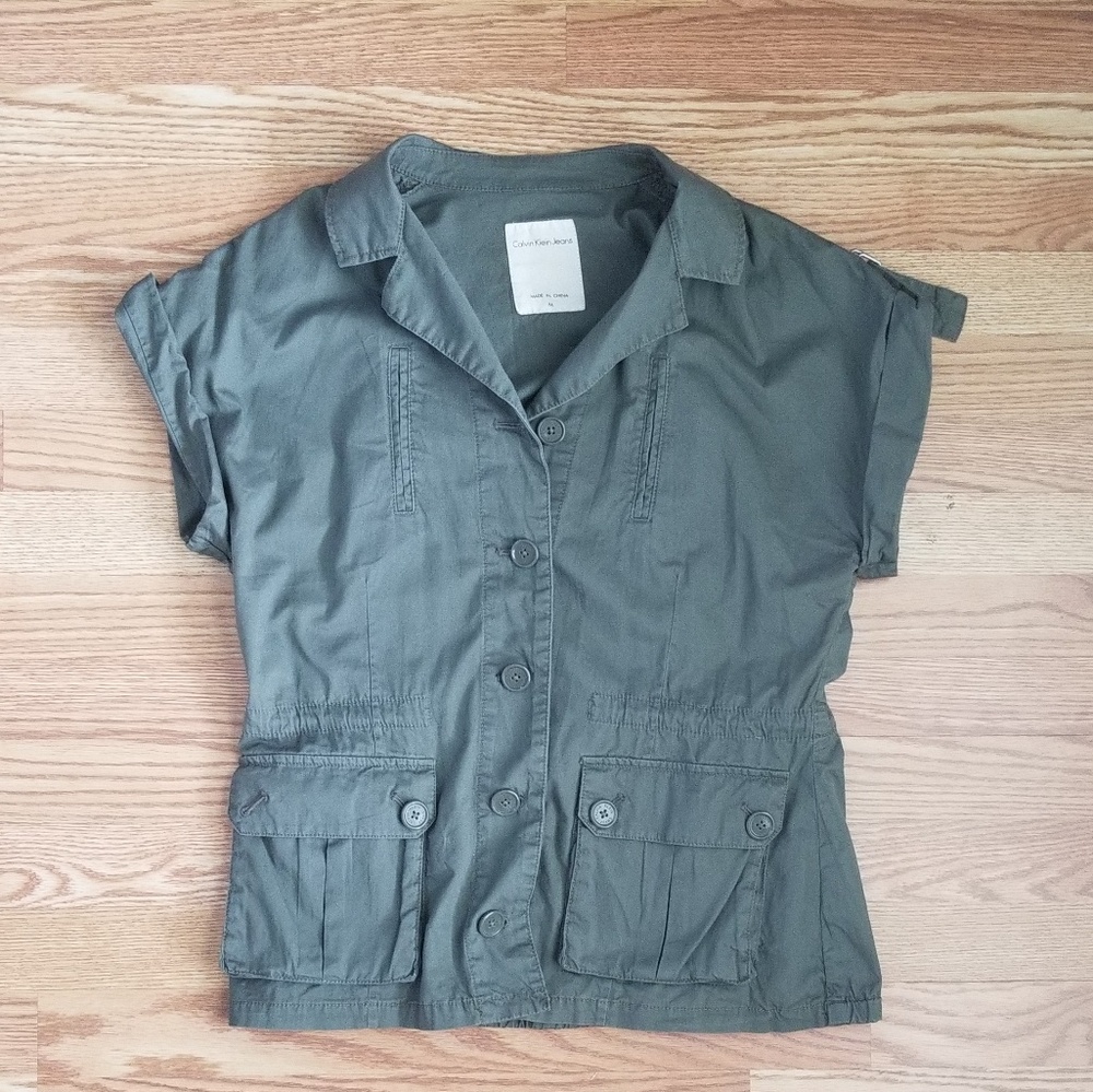 Calvin Klein Sleevless jacket